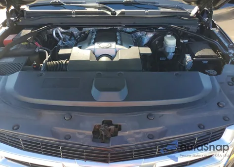 2016 Cadillac Escalade Luxury z USA, uszkodzony, nr VIN 1GYS4BKJ4GR197348